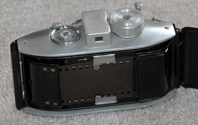 agfa carat 4.5 vintage film camera interior view 1938