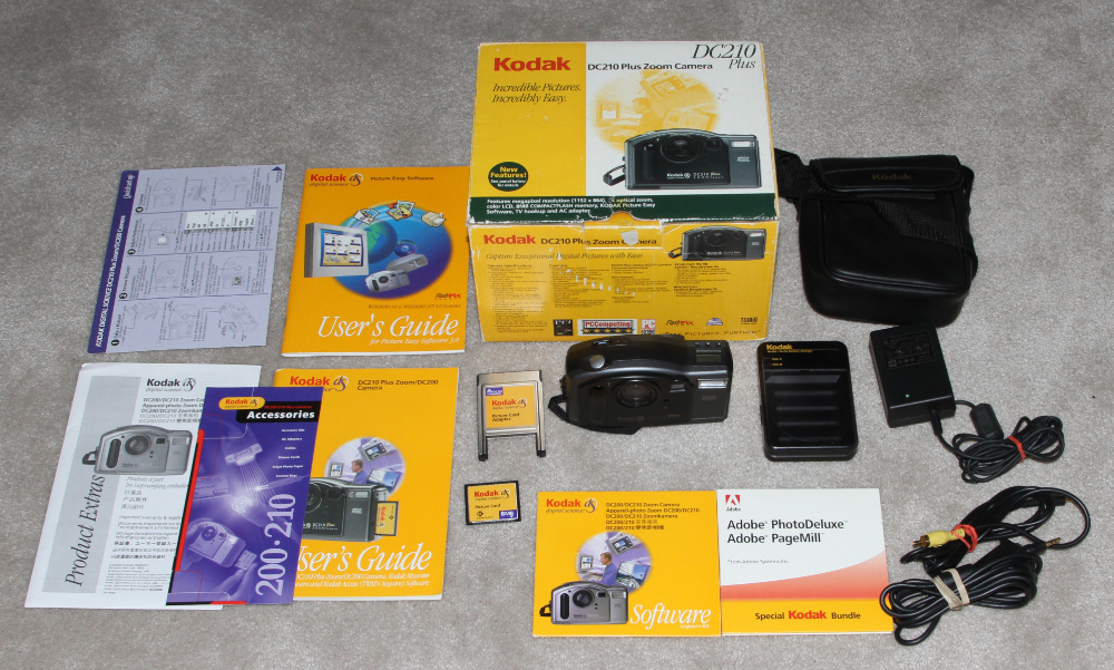 Kodak DC210 Plus digital camera kit