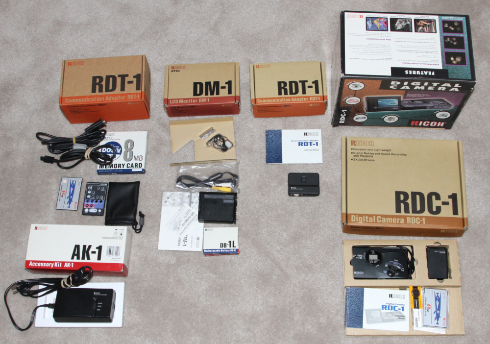 Ricoh RDC-1 digital cameraq kit