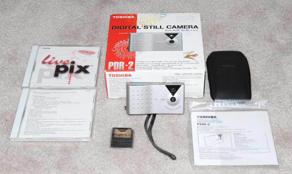 Toshiba PDR-2 digital camera kit